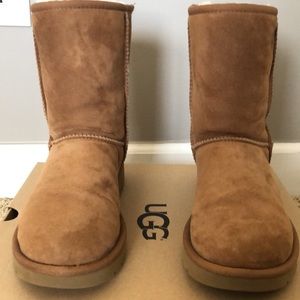 UGG CLASSIC SHORT II boot